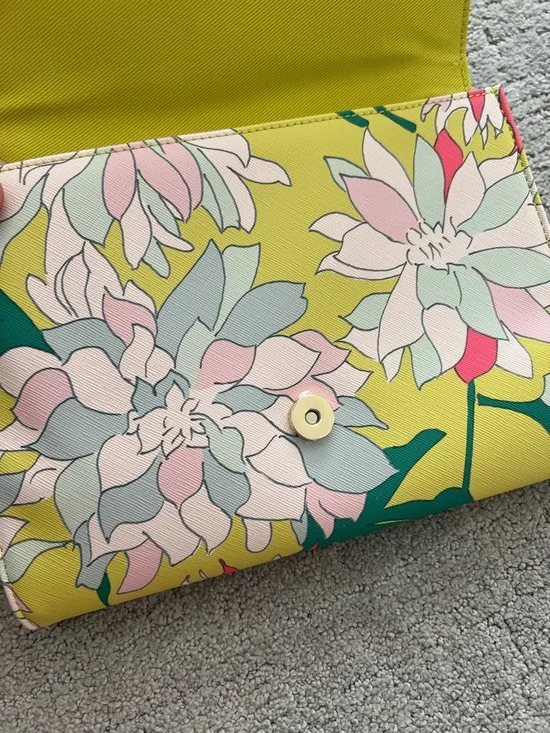Ted Baker Floral Print Envelope Wristlet - Picture 9 of 12